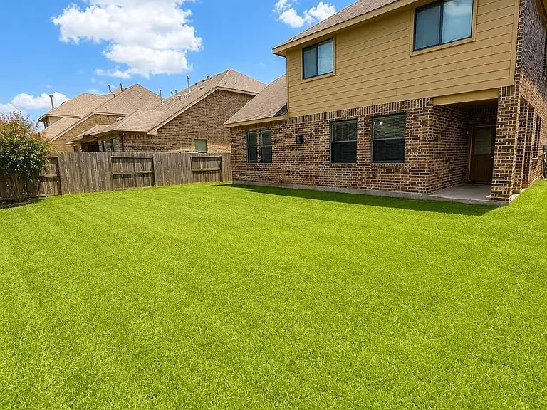 11715 Pureli Ct — Photo 29