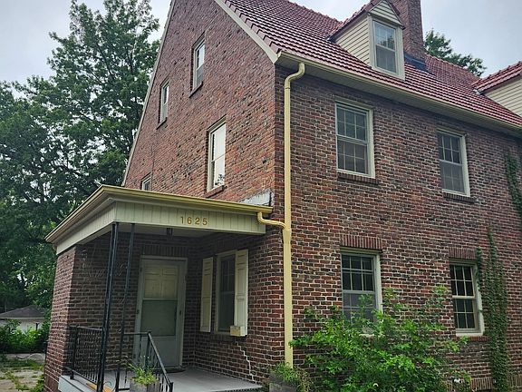 2nd image of 1623 S 20th St Unit 1625
