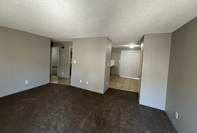 2 bed, $1,350 — Photo 2