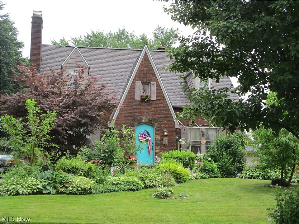 1st image of 211 Berkshire Dr