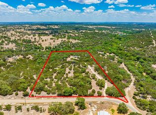 220 Denlu Rd, Kerrville, TX 78028