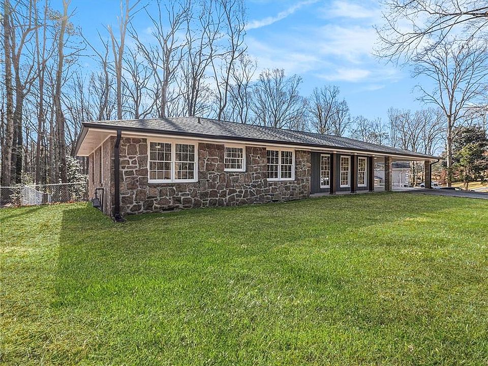 1st image of 4976 Rock Haven Dr