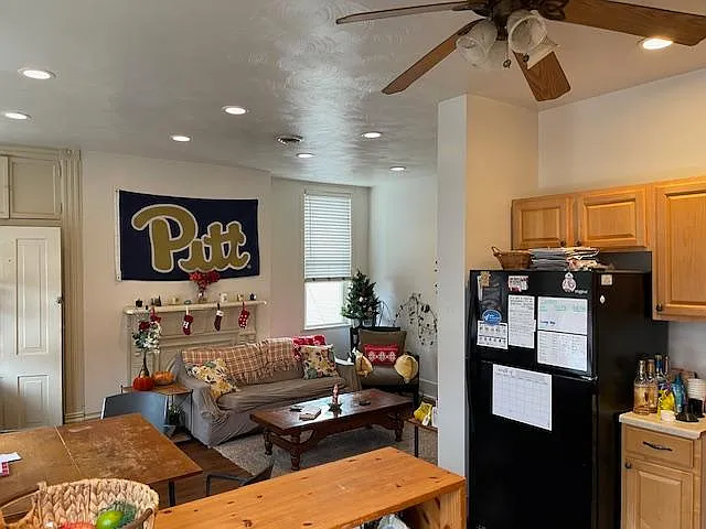 accommodating great room with fully equipped kitchen