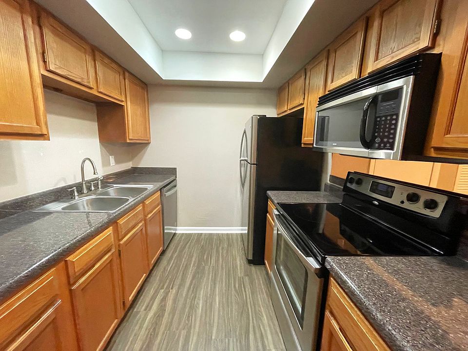 1st image of 7914 Gleason Dr APT 1050