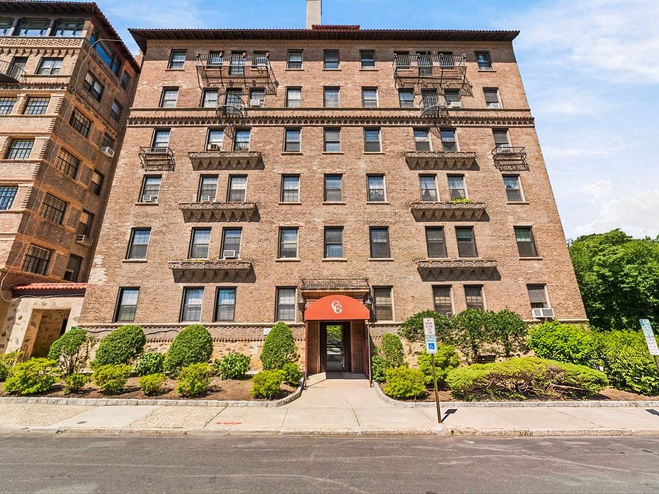 1st image of 14 N Chatsworth Ave APT 1K
