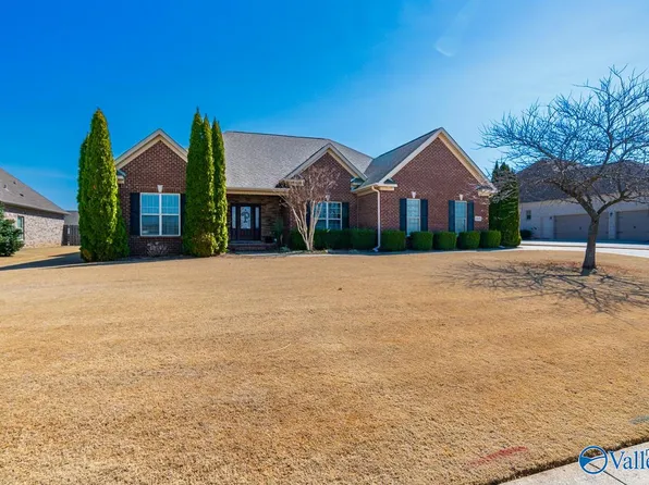 105 Allen Cove Dr, Meridianville, AL 35759