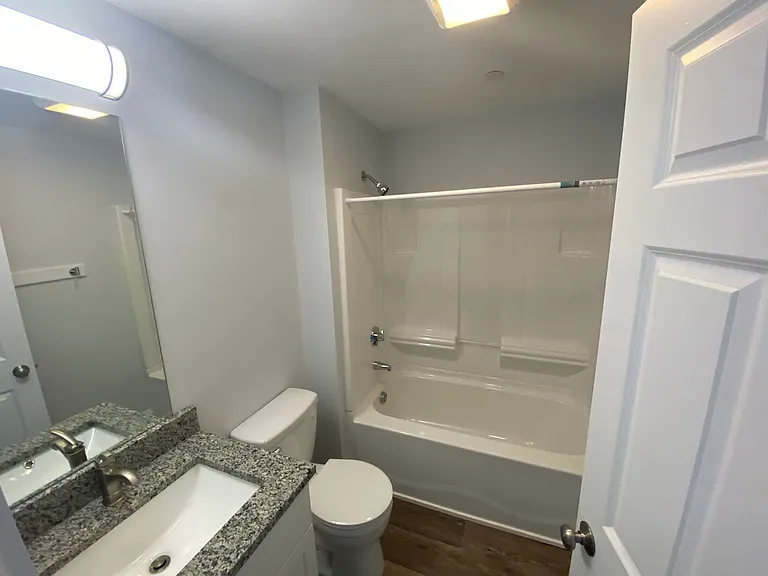 57 Wharf St #2E — Photo 11
