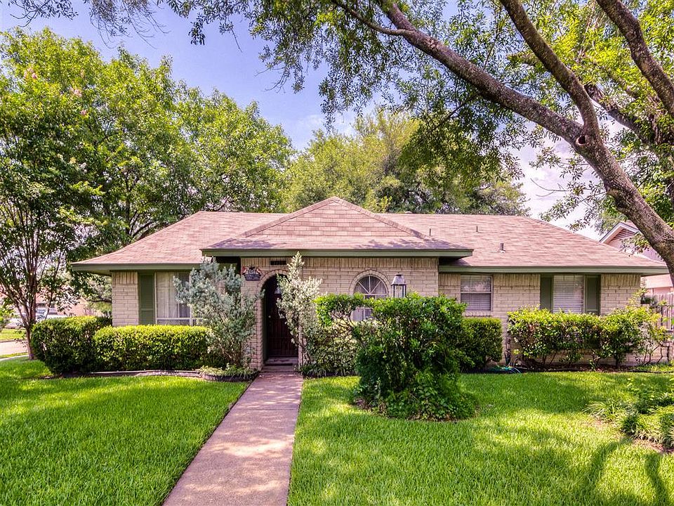 Beauty, Warmth, Value! Welcome Home!