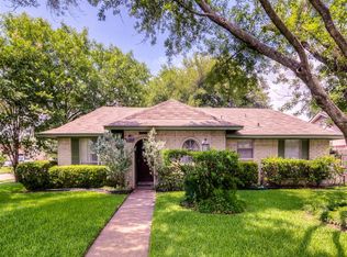 7238 Woodsman Trl, Houston, TX 77040