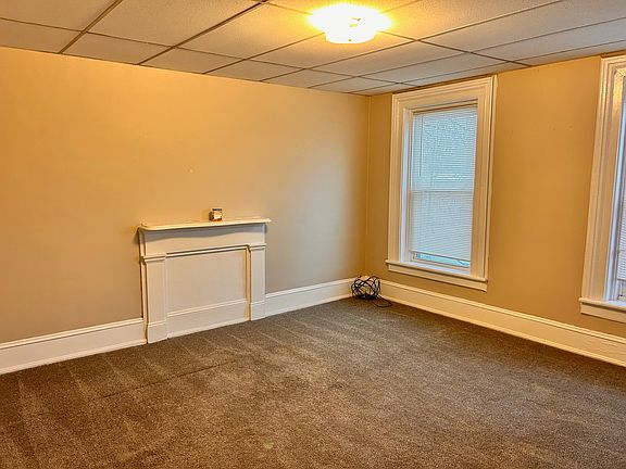 4th image of 106 E Swihart St #2