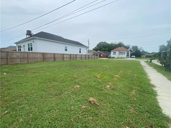 1478 Harrison Ave, New Orleans, LA 70122