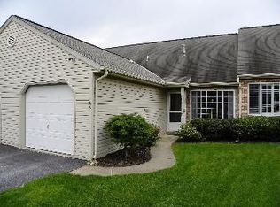 109 Parklawn Ct, Lancaster, PA 17601