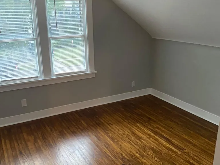 24 Alsace Ave #2 — Photo 5