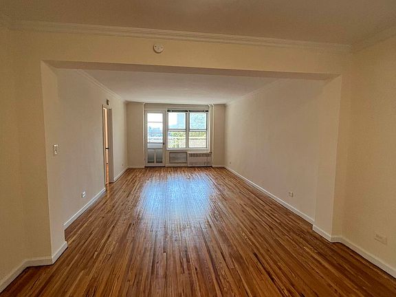 5th image of 601 Kappock St APT 2L