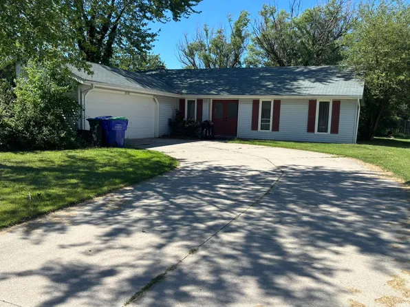 22109 Ash St, Woodburn, IN 46797