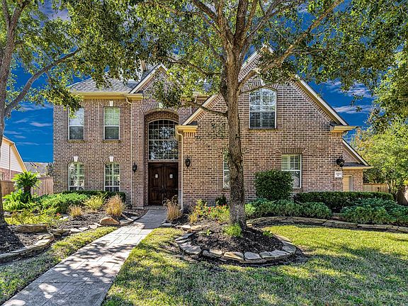 5th image of 11811 Silverwood Bend Lane
