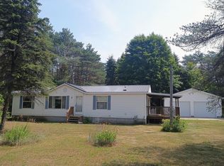 11706 187th Ave, Stanwood, MI 49346