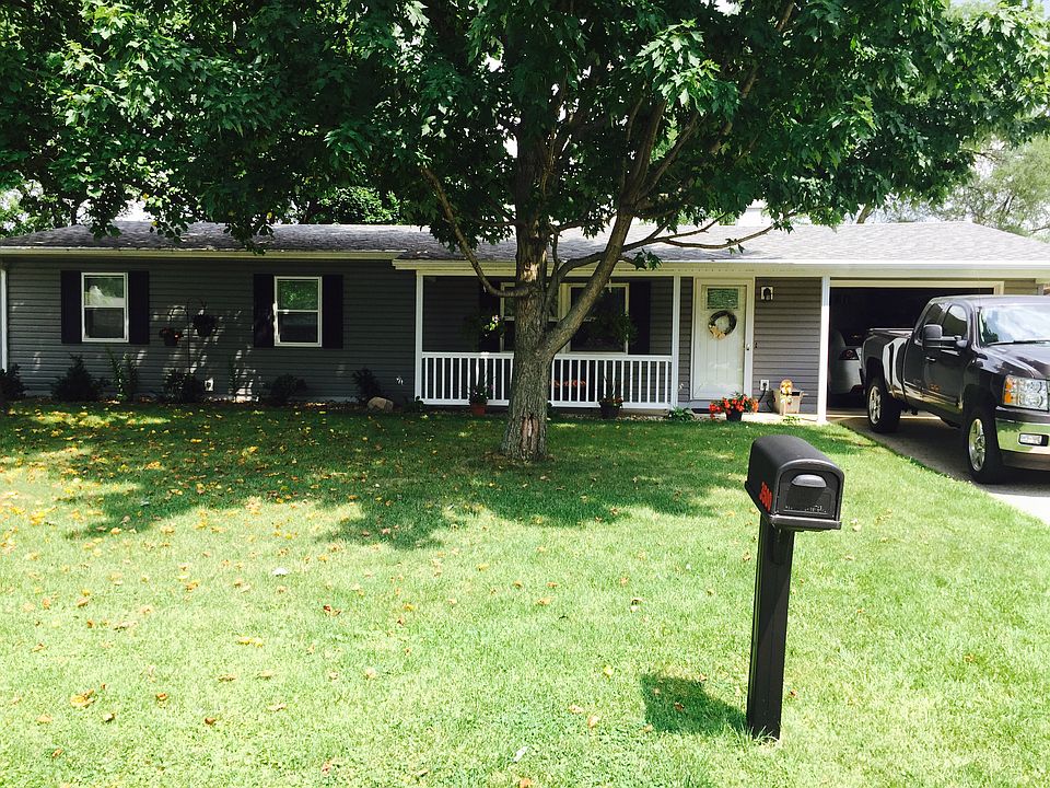 1st image of 3500 N Rosewood Ave