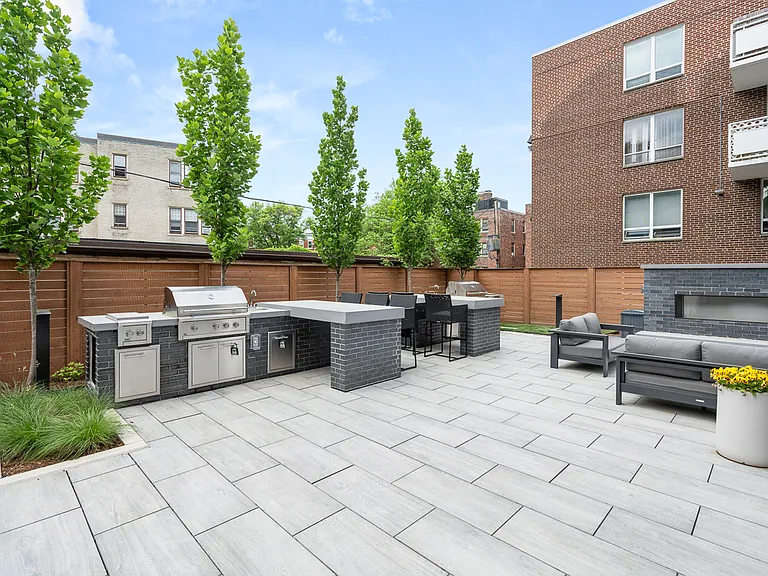 56 Auburn St #3 — Photo 1