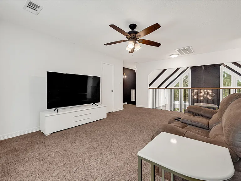 18014 Vintage Wood Ln — Photo 29