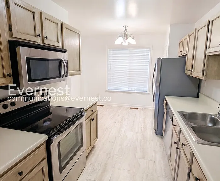 17 Tall Oaks Ct — Photo 3