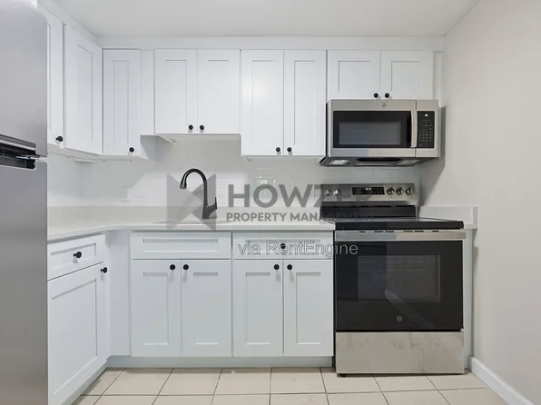 1019 Main St, Millis, MA