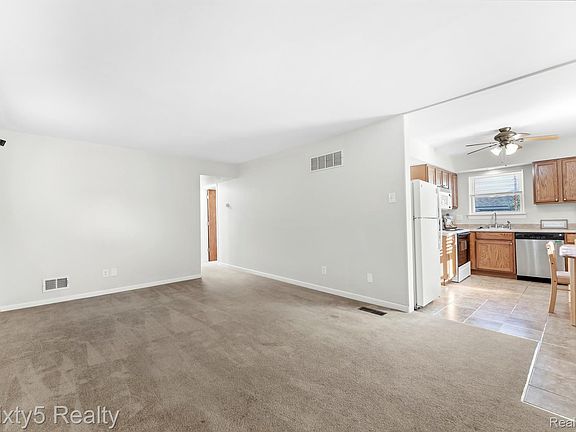 5th image of 3518 12th St