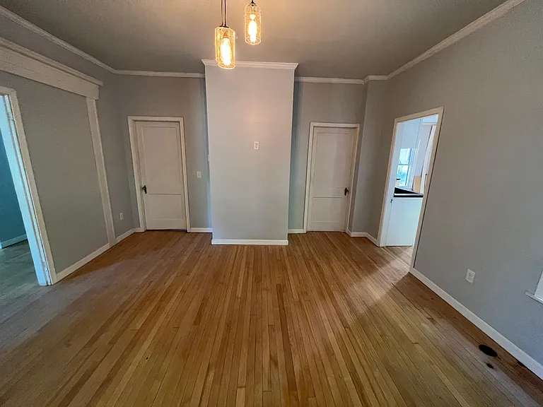 409 Hammond St #1 — Photo 5