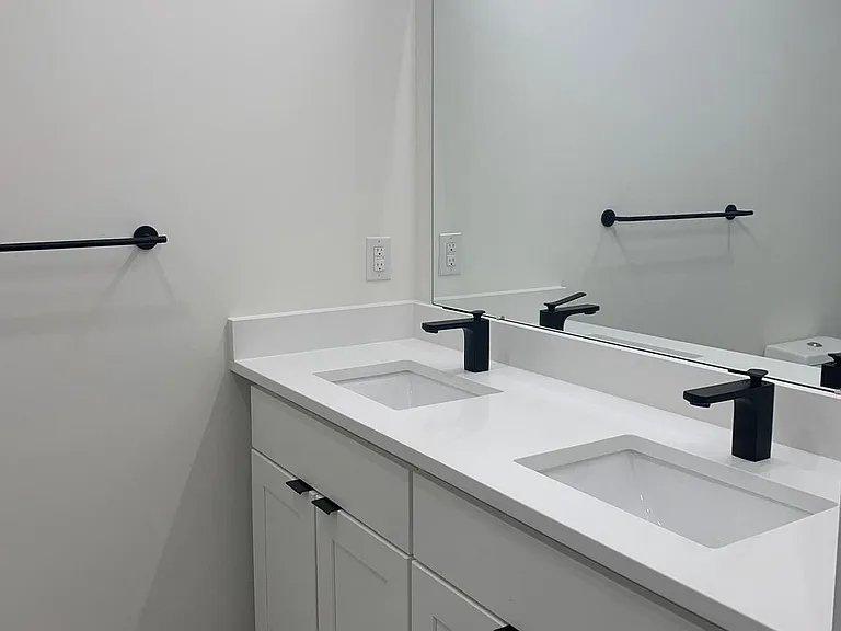 1501 Parrish St #3R — Photo 10
