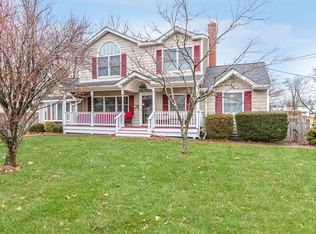 21 Oakland Ave, East Northport, NY 11731