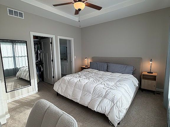 4th image of 4355 N Rutgers Cir