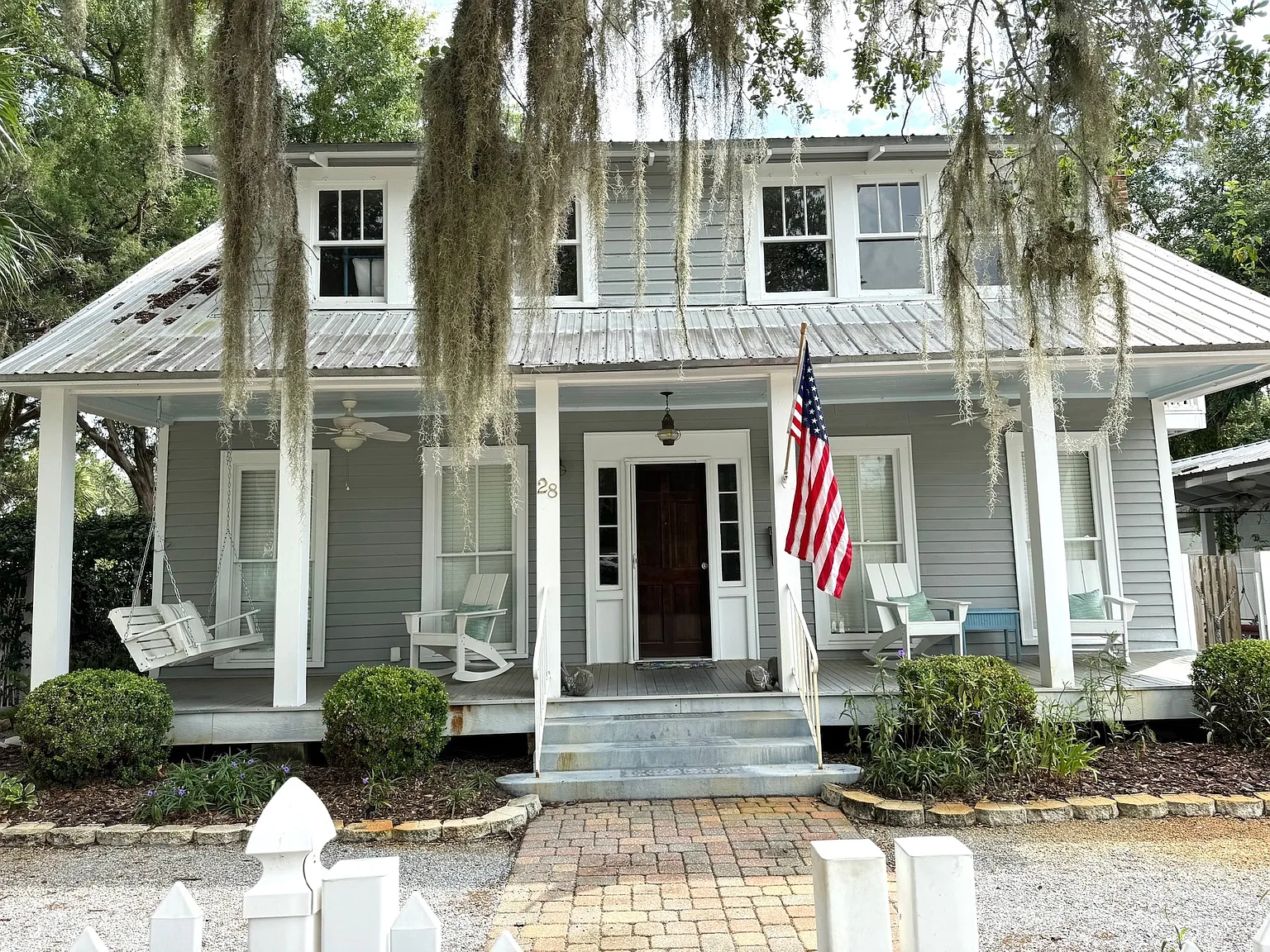 3 bed, 2268 sqft, $4,000 — Photo 1