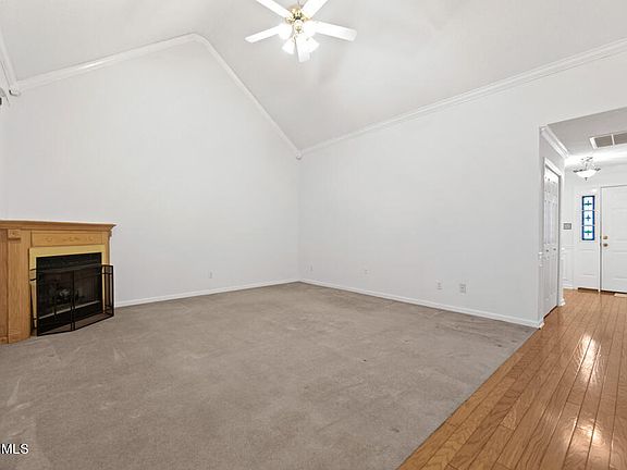 3rd image of 3428 Lexann Ln