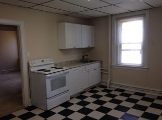 915 Jenkintown Rd, Elkins Park, PA 19027