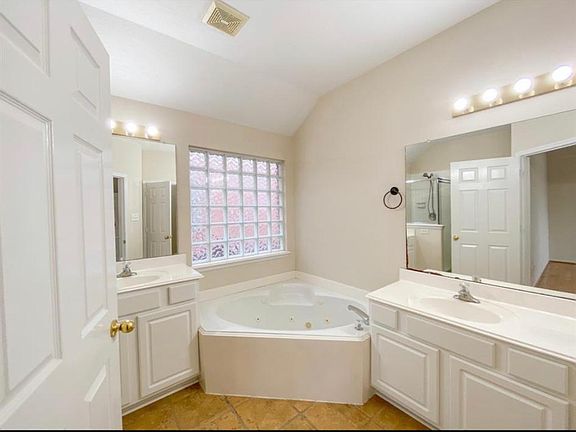 5th image of 13223 Haven Falls Ln