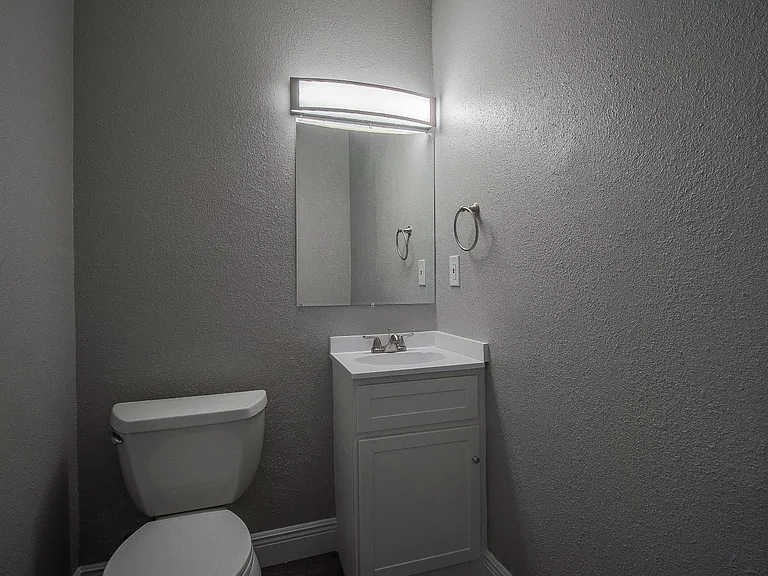Unit Photo