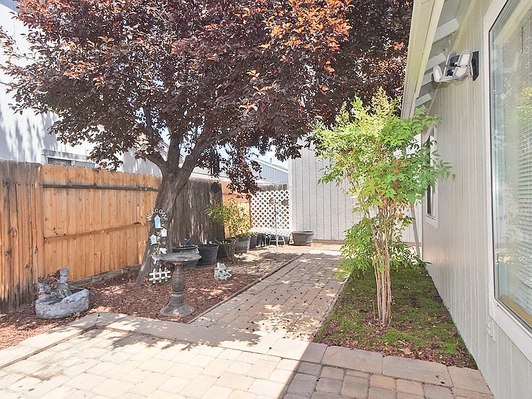 2586 China Rose Cir — Photo 7