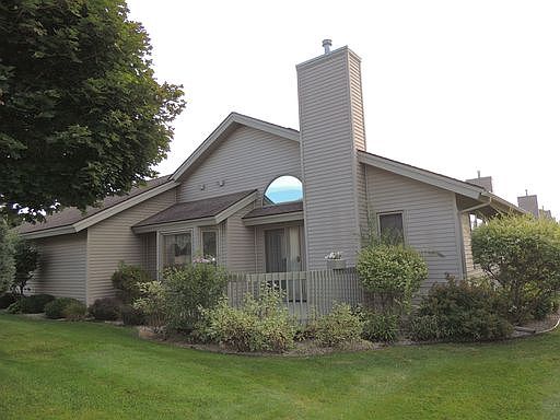 1st image of 3691 Eastview Dr