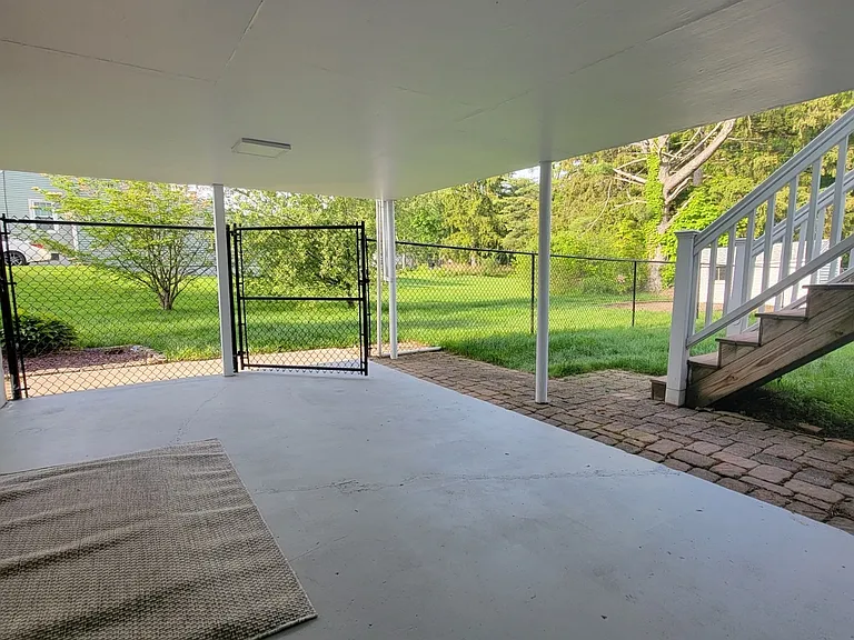 63 Boyer St #LOWER LEVEL — Photo 12