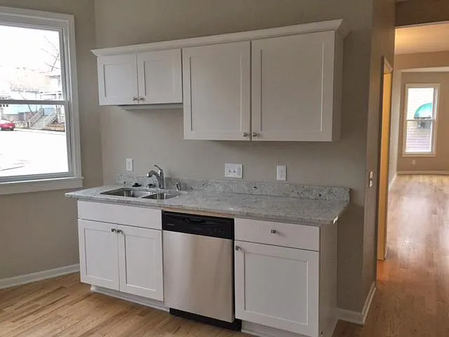 1001 E North Ave #LOWER — Photo 2
