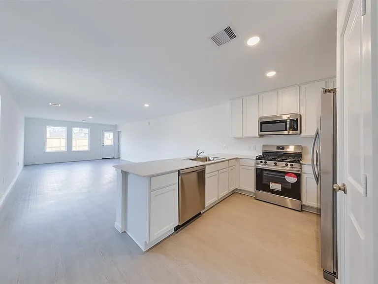 18225 Pontecorvo Ln — Photo 8