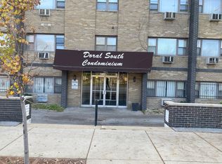 7854 S South Shore Dr APT 102, Chicago, IL 60649