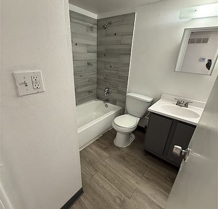5th image of 2612 Tyrell Dr APT D