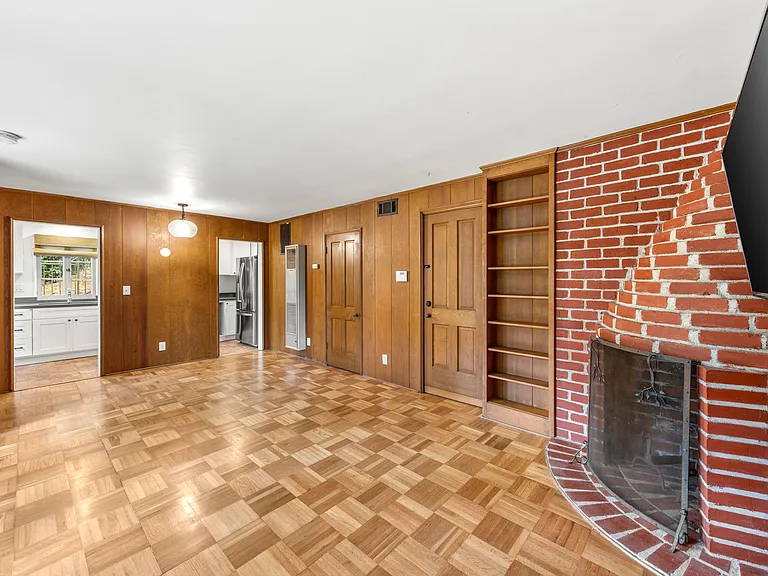 1400 Frances Ave #A — Photo 9