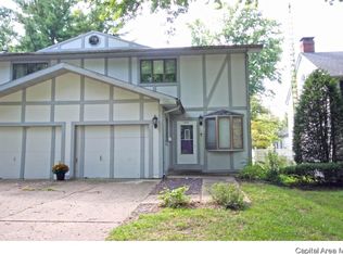 1308 S Grand Ave W, Springfield, IL 62703