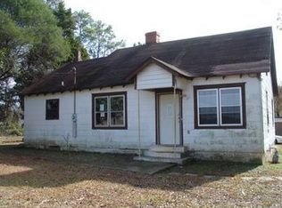 305 Sims Dr, Stockbridge, GA 30281