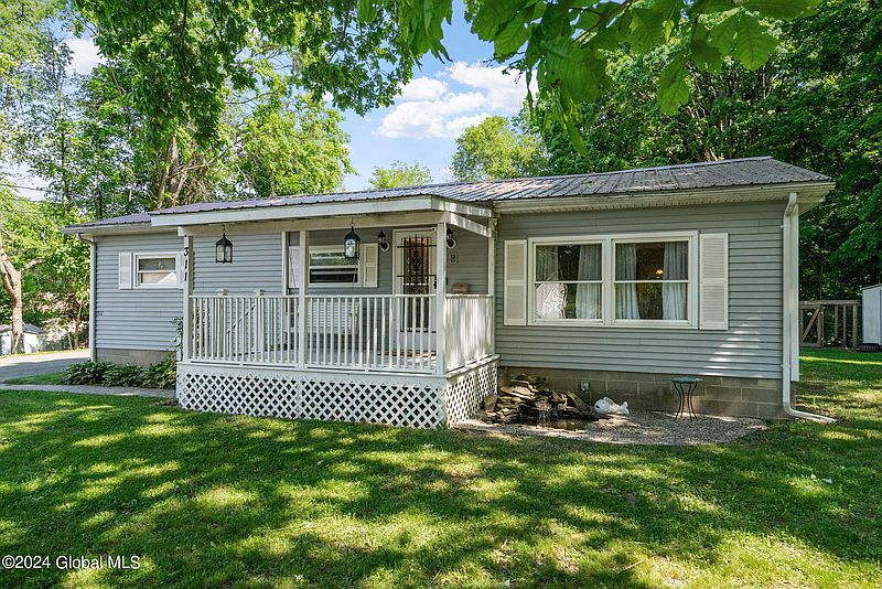4th image of 311 Witherow Avenue