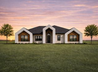 35 Stone Blf, Canyon, TX 79015