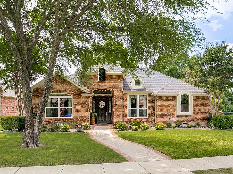1st image of 2432 Mesa Oak Trl