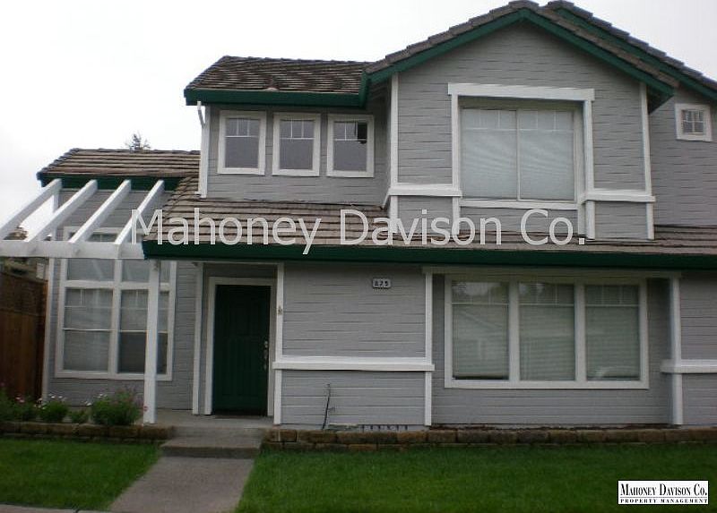 1st image of 825 Rolling Hill Dr
